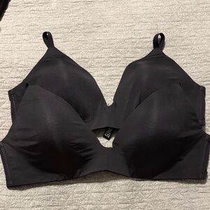 SKIMS WIRELESS FORM T-SHIRT DEMI BRAS (2) 44b